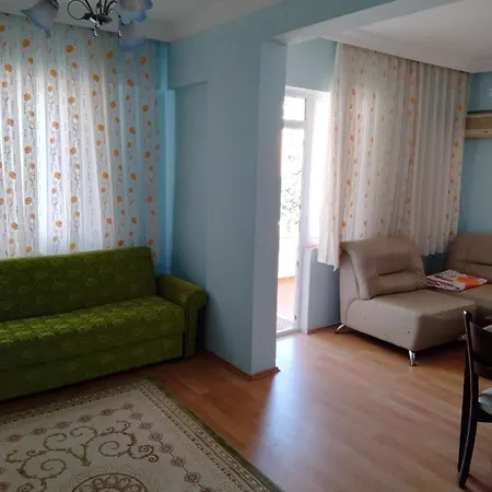 Квартира У Моря В Простом Доме *